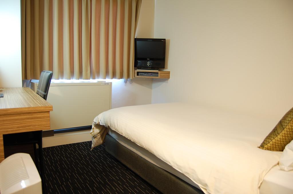 Plaza Hotel Toyota Toyota  Bilik gambar